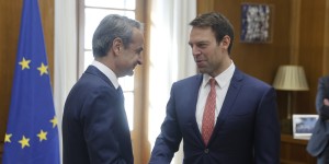 Κασσελάκης: Ζητά παραίτηση Μητσοτάκη και κάλπες με διεθνείς παρατηρητές Κασσελάκης: Ζητά παραίτηση Μητσοτάκη και κάλπες με διεθνείς παρατηρητές