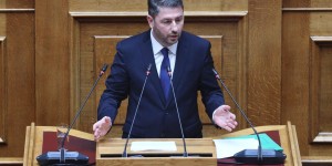 Ανδρουλάκης σε Αντιπολίτευση: Μονόδρομος η πρόταση δυσπιστίας για τα Τέμπη Ανδρουλάκης σε Αντιπολίτευση: Μονόδρομος η πρόταση δυσπιστίας για τα Τέμπη