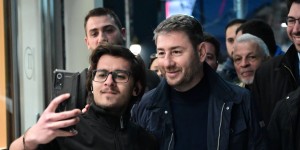ΠΑΣΟΚ: Προβληματισμός για τις δημοσκοπήσεις- Ερωτήματα για Κασσελάκη και Λοβέρδο ΠΑΣΟΚ: Προβληματισμός για τις δημοσκοπήσεις- Ερωτήματα για Κασσελάκη και Λοβέρδο