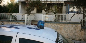Καταγγελία σοκ: «Με ξυλοκόπησε ο πρώην και ο πεθερός μου μπροστά στον σκοπό» Καταγγελία σοκ: «Με ξυλοκόπησε ο πρώην και ο πεθερός μου μπροστά στον σκοπό»