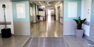 Αμερικανός τουρίστας εντυπωσιάζεται από το Ε.Σ.Υ. – Ο Άδωνις αναδημοσιεύει την εμπειρία του Αμερικανός τουρίστας εντυπωσιάζεται από το Ε.Σ.Υ. – Ο Άδωνις αναδημοσιεύει την εμπειρία του