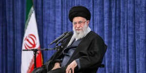 Χαμενεΐ για την επίθεση του Ισραήλ στο Ιράν: Θα γονατίσουμε το Σιωνιστικό καθεστώς Χαμενεΐ για την επίθεση του Ισραήλ στο Ιράν: Θα γονατίσουμε το Σιωνιστικό καθεστώς