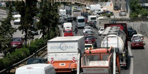 Κίνηση: Στο «κόκκινο» από νωρίς ο Κηφισός - 25λεπτες καθυστερήσεις στην Αττική Οδό Κίνηση: Στο «κόκκινο» από νωρίς ο Κηφισός - 25λεπτες καθυστερήσεις στην Αττική Οδό