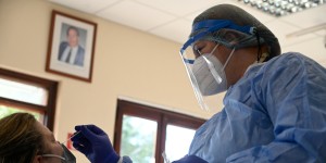 ΕΟΔΥ: Στα ύψη η γρίπη με 7 θανάτους και 15 νέα σοβαρά κρούσματα - Μειώνεται ο COVID ΕΟΔΥ: Στα ύψη η γρίπη με 7 θανάτους και 15 νέα σοβαρά κρούσματα - Μειώνεται ο COVID