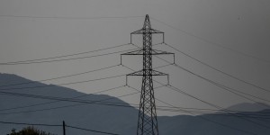 Ρεύμα: Μειώσεις στις τιμές και τον Μάιο - Παρεμβάσεις ΥΠΕΝ για συγκράτηση του κόστους Ρεύμα: Μειώσεις στις τιμές και τον Μάιο - Παρεμβάσεις ΥΠΕΝ για συγκράτηση του κόστους