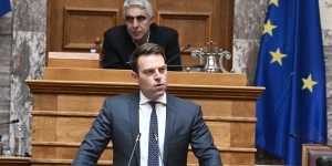 Ο Στέφανος Κασσελάκης απέλυσε και τον Γιώργο Τσίπρα από τον ΣΥΡΙΖΑ Ο Στέφανος Κασσελάκης απέλυσε και τον Γιώργο Τσίπρα από τον ΣΥΡΙΖΑ