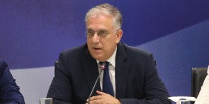 Τάκης Θεοδωρικάκος: «Ενισχύουμε εμπράκτως την έρευνα και την καινοτομία» Τάκης Θεοδωρικάκος: «Ενισχύουμε εμπράκτως την έρευνα και την καινοτομία»