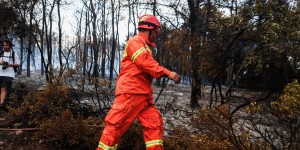 Φωτιά στη Λαμία - Μεγάλη κινητοποίηση της Πυροσβεστικής Φωτιά στη Λαμία - Μεγάλη κινητοποίηση της Πυροσβεστικής