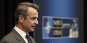 Μητσοτάκης από Ουάσιγκτον: Η Βόρεια Μακεδονία να σεβαστεί τη Συμφωνία, έχουμε «όπλα» στη διάθεσή μας Μητσοτάκης από Ουάσιγκτον: Η Βόρεια Μακεδονία να σεβαστεί τη Συμφωνία, έχουμε «όπλα» στη διάθεσή μας