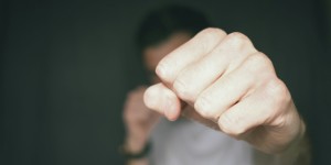 Ο κακός χαμός σε τεχνικό γραφείο στην Πάτρα: Πατέρας και γιος ξυλοκόπησαν άγρια τον ιδιοκτήτη Ο κακός χαμός σε τεχνικό γραφείο στην Πάτρα: Πατέρας και γιος ξυλοκόπησαν άγρια τον ιδιοκτήτη