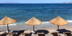 Παραλίες ξανά ελεύθερες: Τι αλλάζει για ξαπλώστρες, ομπρέλες και ξενοδοχεία Παραλίες ξανά ελεύθερες: Τι αλλάζει για ξαπλώστρες, ομπρέλες και ξενοδοχεία