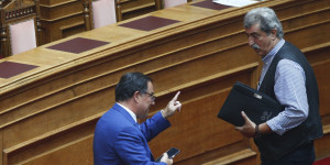 Νέο «θερμό» τετ α τετ Γεωργιάδη - Πολάκη, «Τι να μείνω; Χθες είχες γίνει σαν μελιτζάνα» Νέο «θερμό» τετ α τετ Γεωργιάδη - Πολάκη, «Τι να μείνω; Χθες είχες γίνει σαν μελιτζάνα»
