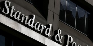 Standard & Poors: «Πράσινο φως» στην Ελλάδα για πρόωρη εξόφληση των δανείων του πρώτου μνημονίου Standard & Poors: «Πράσινο φως» στην Ελλάδα για πρόωρη εξόφληση των δανείων του πρώτου μνημονίου
