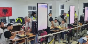 Εκλογές στη Χειμάρρα: Σε εξέλιξη η καταμέτρηση - Ποιος προηγείται Εκλογές στη Χειμάρρα: Σε εξέλιξη η καταμέτρηση - Ποιος προηγείται