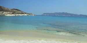 Αυτή είναι η μαγική παραλία της Κιμώλου με τα τιρκουάζ νερά που πρέπει να μπει στο bucket list σου Αυτή είναι η μαγική παραλία της Κιμώλου με τα τιρκουάζ νερά που πρέπει να μπει στο bucket list σου