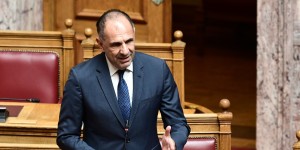 Γεραπετρίτης: «Συνομιλούμε με την Τουρκία αλλά δεν υποχωρούμε από τα κυριαρχικά μας δικαιώματα» Γεραπετρίτης: «Συνομιλούμε με την Τουρκία αλλά δεν υποχωρούμε από τα κυριαρχικά μας δικαιώματα»