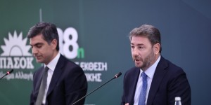 Ανδρουλάκης από ΔΕΘ: Δεν μπαίνω σε παζάρια για την κεντροαριστερά - «Ανέκδοτο» η συνεργασία με ΝΔ Ανδρουλάκης από ΔΕΘ: Δεν μπαίνω σε παζάρια για την κεντροαριστερά - «Ανέκδοτο» η συνεργασία με ΝΔ