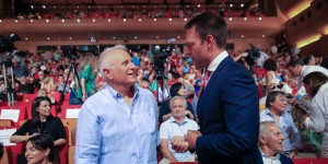 Νέα «βόμβα» Ραγκούση κατά Κασσελάκη: Γυναίκα στέλεχος του ΣΥΡΙΖΑ έβαλε τα κλάματα μετά από bullying Νέα «βόμβα» Ραγκούση κατά Κασσελάκη: Γυναίκα στέλεχος του ΣΥΡΙΖΑ έβαλε τα κλάματα μετά από bullying