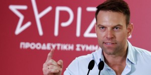 Παρέμβαση Κασσελάκη: «Γίνονται απίστευτες προβοκάτσιες, δείξτε αυτοσυγκράτηση - Είμαι εδώ» Παρέμβαση Κασσελάκη: «Γίνονται απίστευτες προβοκάτσιες, δείξτε αυτοσυγκράτηση - Είμαι εδώ»