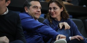 Αλέξης Τσίπρας: Στο Άμστερνταμ οικογενειακώς και σε οικονομική θέση - Δεν ιδρώνει το αυτί του πρώην Πρωθυπουργού Αλέξης Τσίπρας: Στο Άμστερνταμ οικογενειακώς και σε οικονομική θέση - Δεν ιδρώνει το αυτί του πρώην Πρωθυπουργού