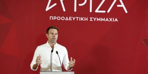 Συλλυπητήρια Κασσελάκη για το θάνατο του Νίκου Λύτρα: «Αφήνει παρακαταθήκη τους αγώνες του» Συλλυπητήρια Κασσελάκη για το θάνατο του Νίκου Λύτρα: «Αφήνει παρακαταθήκη τους αγώνες του»