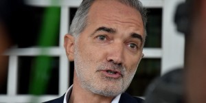 Σαλμάς: Ενώπιον της Επιτροπής Δεοντολογίας - Προς διαγραφή και από τη Νέα Δημοκρατία Σαλμάς: Ενώπιον της Επιτροπής Δεοντολογίας - Προς διαγραφή και από τη Νέα Δημοκρατία