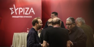 ΣΥΡΙΖΑ: «Κινούμενη άμμος» οι συσχετισμοί στην Κεντρική Επιτροπή ΣΥΡΙΖΑ: «Κινούμενη άμμος» οι συσχετισμοί στην Κεντρική Επιτροπή