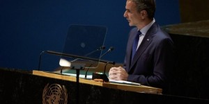Μητσοτάκης στον ΟΗΕ: «Υπάρχουν παγκόσμιες απειλές που απαιτούν παγκόσμιες λύσεις» Μητσοτάκης στον ΟΗΕ: «Υπάρχουν παγκόσμιες απειλές που απαιτούν παγκόσμιες λύσεις»
