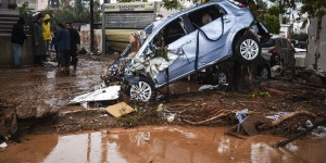 Μάνδρα: Ξεκίνησε εκ νέου η δίκη για τη φονική πλημμύρα - Ποια 3 άτομα ανεβαίνουν ξανά στο ειδώλιο Μάνδρα: Ξεκίνησε εκ νέου η δίκη για τη φονική πλημμύρα - Ποια 3 άτομα ανεβαίνουν ξανά στο ειδώλιο