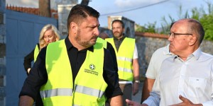 Αυτοψία Νίκου Χαρδαλιά στα αντιπλημμυρικά έργα: «Όχι, η Αθήνα δεν είναι θωρακισμένη» Αυτοψία Νίκου Χαρδαλιά στα αντιπλημμυρικά έργα: «Όχι, η Αθήνα δεν είναι θωρακισμένη»