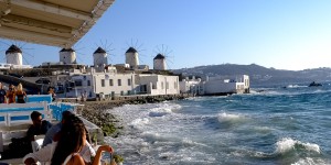 Μύκονος: Στα 8 στρέμματα και χωρίς πισίνες το νέο σχέδιο δόμησης - Οργή στο νησί Μύκονος: Στα 8 στρέμματα και χωρίς πισίνες το νέο σχέδιο δόμησης - Οργή στο νησί