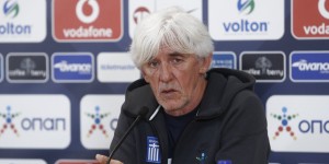 Γιοβάνοβιτς: «Πρέπει να κάνουμε το τέλειο παιχνίδι για να κερδίσουμε ξανά την Αγγλία» Γιοβάνοβιτς: «Πρέπει να κάνουμε το τέλειο παιχνίδι για να κερδίσουμε ξανά την Αγγλία»
