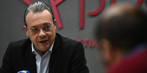 Φάμελλος σε παραγωγικούς φορείς: Αγορά και νοικοκυριά στερήθηκαν 20 δισ. ευρώ τα τελευταία 4 χρόνια Φάμελλος σε παραγωγικούς φορείς: Αγορά και νοικοκυριά στερήθηκαν 20 δισ. ευρώ τα τελευταία 4 χρόνια