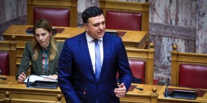 Κικίλιας: «Θα επικαιροποιηθούν τα πρωτόκολλα ελέγχου για την ασφάλεια των λιμανιών» Κικίλιας: «Θα επικαιροποιηθούν τα πρωτόκολλα ελέγχου για την ασφάλεια των λιμανιών»