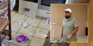 Εύβοια: Στο πλευρό των καθ' ομολογία πατροκτόνων η μητέρα - Επιρρίπτει ευθύνες στον γαμπρό Εύβοια: Στο πλευρό των καθ' ομολογία πατροκτόνων η μητέρα - Επιρρίπτει ευθύνες στον γαμπρό