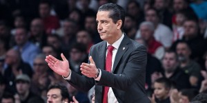 Γιάννης Σφαιρόπουλος: «Να παραμείνω στον Ερυθρό Αστέρα για χρόνια και να γίνω θρυλικός προπονητής» Γιάννης Σφαιρόπουλος: «Να παραμείνω στον Ερυθρό Αστέρα για χρόνια και να γίνω θρυλικός προπονητής»