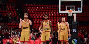 Πως διαμορφώθηκε η βαθμολογία της Basket League μετά τις νίκες Ολυμπιακού και Παναθηναϊκού AKTOR Πως διαμορφώθηκε η βαθμολογία της Basket League μετά τις νίκες Ολυμπιακού και Παναθηναϊκού AKTOR