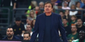 Αταμάν: «Ίσως η πιο σημαντική νίκη της σεζόν απόψε, ποτέ δεν μιλήσαμε για δικαιολογίες» Αταμάν: «Ίσως η πιο σημαντική νίκη της σεζόν απόψε, ποτέ δεν μιλήσαμε για δικαιολογίες»