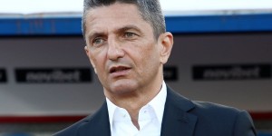 Λουτσέσκου για τα σενάρια περί Κλουζ: "Δεν ξέρω τίποτα, έχω συμβόλαιο με τον ΠΑΟΚ" Λουτσέσκου για τα σενάρια περί Κλουζ: "Δεν ξέρω τίποτα, έχω συμβόλαιο με τον ΠΑΟΚ"