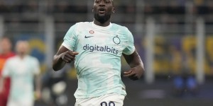 Λουκάκου: "Δεν ήταν γραπτό να πάρουμε το Champions League, νιώθουμε όλοι σκ@τ@" Λουκάκου: "Δεν ήταν γραπτό να πάρουμε το Champions League, νιώθουμε όλοι σκ@τ@"