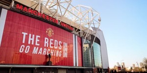 Manchester United: Εκτίναξη της μετοχής μετά την πληροφορία για εξαγορά από τον σεΐχη του Κατάρ Manchester United: Εκτίναξη της μετοχής μετά την πληροφορία για εξαγορά από τον σεΐχη του Κατάρ