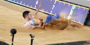 Τεντόγλου: Πρώτη θέση στο Παρίσι με άλμα 8,13μ Τεντόγλου: Πρώτη θέση στο Παρίσι με άλμα 8,13μ