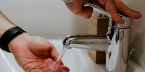 ΕΥΔΑΠ: Διακοπές νερού σε 5 περιοχές της Αττικής την Τρίτη 29/4 ΕΥΔΑΠ: Διακοπές νερού σε 5 περιοχές της Αττικής την Τρίτη 29/4