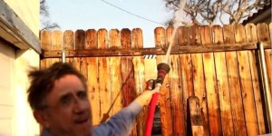 Φωτιά στο Λος Άντζελες: Ένας 69χρονος ευγνωμονεί τον Θεό που έσωσε το σπίτι του Φωτιά στο Λος Άντζελες: Ένας 69χρονος ευγνωμονεί τον Θεό που έσωσε το σπίτι του