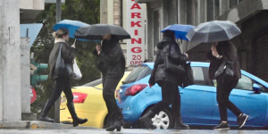Καιρός: Φθινοπωρινό διάλειμμα - «Βουτιά» της θερμοκρασίας και βροχές σε όλη τη χώρα Καιρός: Φθινοπωρινό διάλειμμα - «Βουτιά» της θερμοκρασίας και βροχές σε όλη τη χώρα
