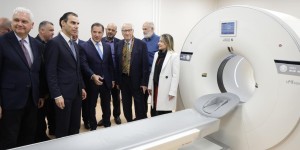 Επίσκεψη Άδωνι Γεωργιάδη στο Νοσοκομείο Πάτρας «Άγιος Ανδρέας» και στο ΠΓΝ Πατρών Επίσκεψη Άδωνι Γεωργιάδη στο Νοσοκομείο Πάτρας «Άγιος Ανδρέας» και στο ΠΓΝ Πατρών
