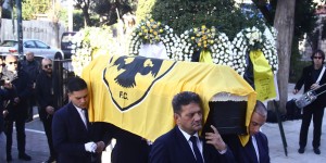 ΑΕΚ: «Ύστατο χαίρε» στον σπουδαίο Ανδρέα Σταματιάδη ΑΕΚ: «Ύστατο χαίρε» στον σπουδαίο Ανδρέα Σταματιάδη