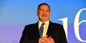 Σπύρος Καπράλος: 16 χρόνια Πρόεδρος της Ελληνικής Ολυμπιακής Επιτροπής! Σπύρος Καπράλος: 16 χρόνια Πρόεδρος της Ελληνικής Ολυμπιακής Επιτροπής!
