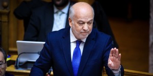 Φλωρίδης κατά ΠΑΣΟΚ για τον ΟΠΕΚΕΠΕ: Το κόμμα κυβέρνησε 25 χρόνια και συμπεριφέρεται έτσι Φλωρίδης κατά ΠΑΣΟΚ για τον ΟΠΕΚΕΠΕ: Το κόμμα κυβέρνησε 25 χρόνια και συμπεριφέρεται έτσι