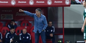 Μεντιλίμπαρ για την αποβολή του Κοστίνια: «Δεν υπήρχε περίπτωση φάσης» Μεντιλίμπαρ για την αποβολή του Κοστίνια: «Δεν υπήρχε περίπτωση φάσης»